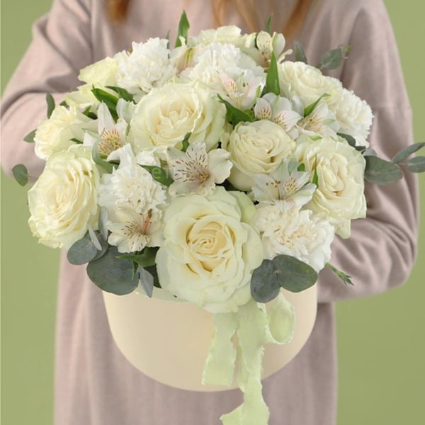 Букет цветов "Шляпная коробка Рассвет" Букет цветов "Шляпная коробка Рассвет"